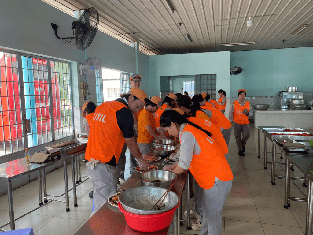 Hành trình thiện nguyện của nhân viên LIXIL VINA tại trung tâm trẻ em khuyết tật